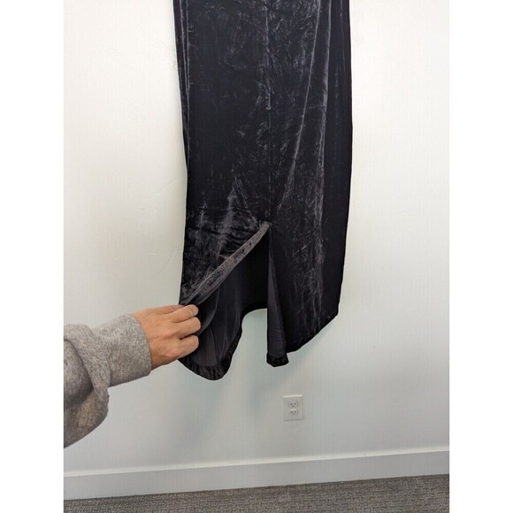 Units Velvet Maxi Skirt Plus Size 1X Black Goth - Picture 4 of 7